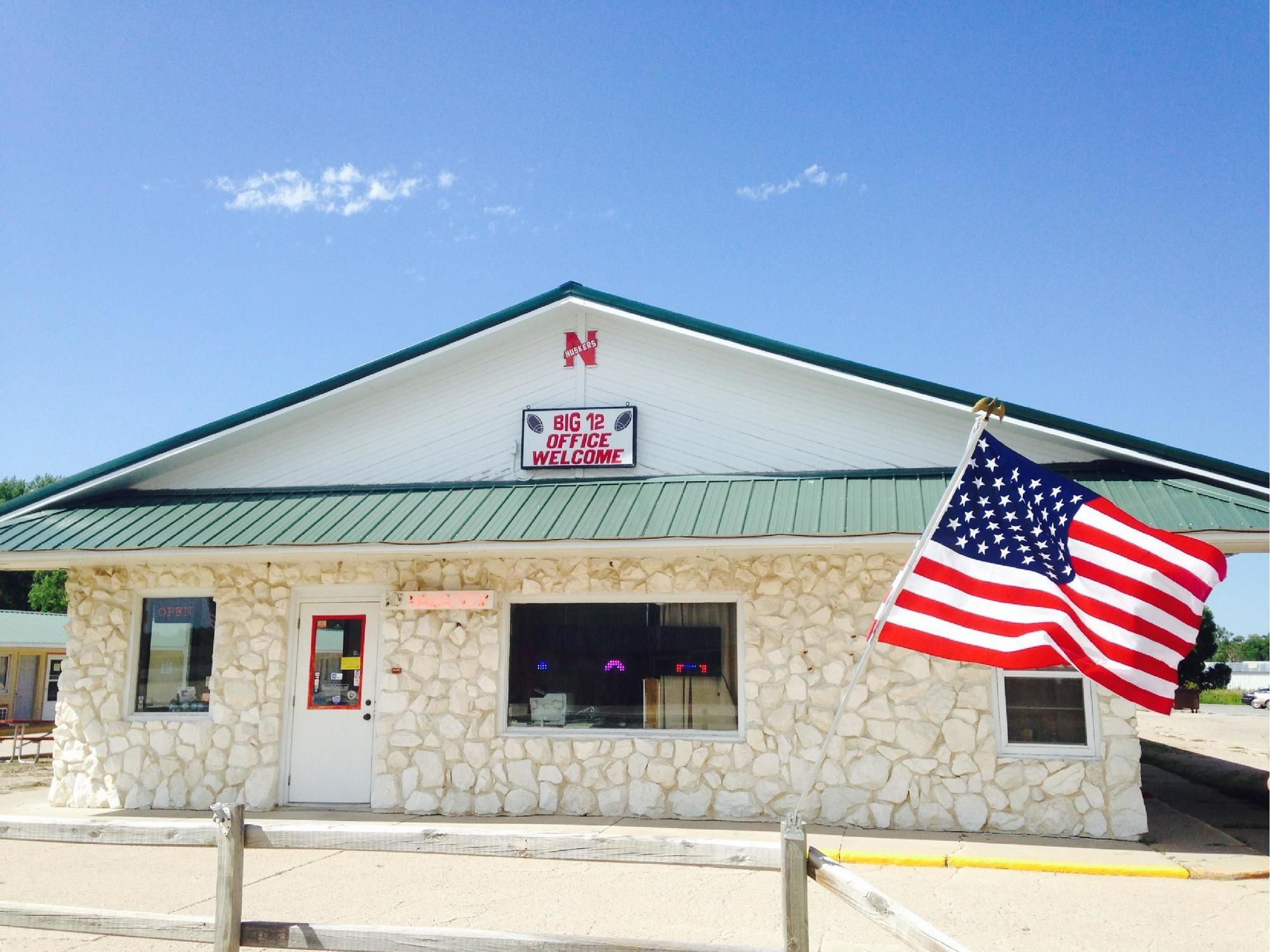 Big 12 Motel Broken Bow Экстерьер фото